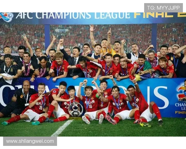 八零后足球明星的崛起与辉煌历程探秘及其对中国足球的影响 八零后足球明星的崛起与辉煌历程探秘及其对中国足球的影响