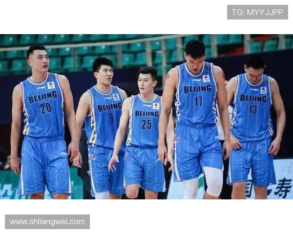 北京篮球队战术变革引发热议新策略助力球队重返巅峰之路