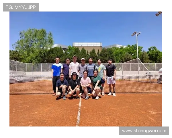 北京网球队加速转型探讨:如何提升竞技水平与团队协作能力 北京网球队加速转型探讨:如何提升竞技水平与团队协作能力