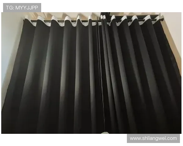 梦幻卧室设计足球明星主题幕布点亮你的私人空间 梦幻卧室设计足球明星主题幕布点亮你的私人空间